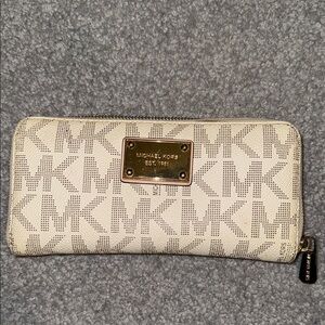 Michael Kors Beige Wallet